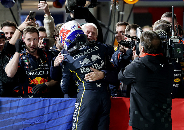 Mohl jsem jet ještě rychleji, říká Max Verstappen. V zisk titulu už ale nevěří