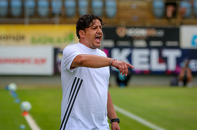 Vybral jsem jediného hráče, říká Resende. Budoucnost v Dynamu řeší i s majitelkou