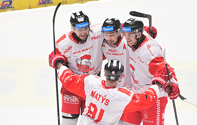 Hokej je krásný i krutý. Olomouc ukončila s Libercem černou sérii, ukázal se Vitouch