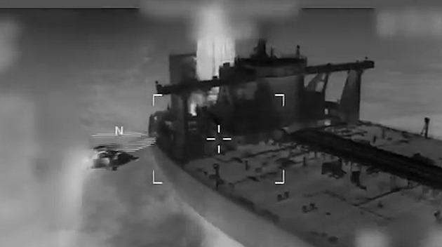 „Američané vycítili naši slabost.“ Rusové koušou zabavení tankeru v Atlantiku