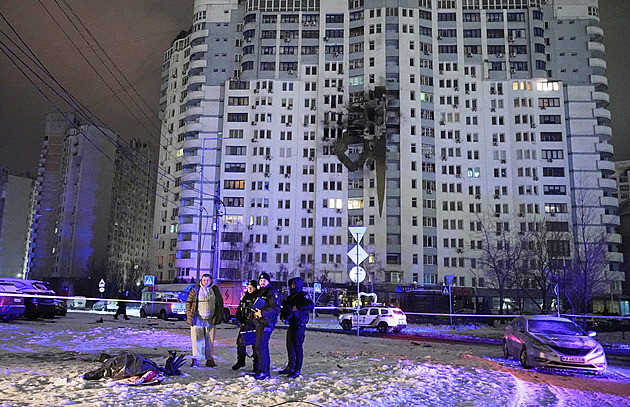 Rusové zaútočili na Kyjev, do Lvova vyslali Orešnik. Zasáhli několik bytových domů