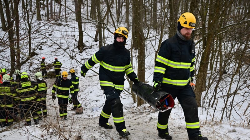 Přes 20 hodin trpěl uvězněný v jeskyni: Speleolog má zlomený kotník. Čeká ho operace