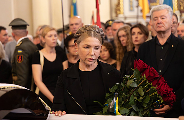 Tymošenkovou viní z korupce, prohledali ústředí její strany. Čistka, zuří expremiérka