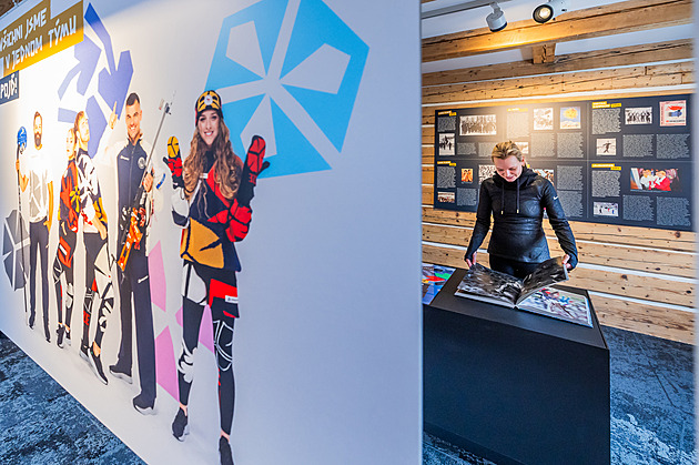 Pochodně, lyže i medaile. Výkony olympioniků připomíná výstava v Malé Úpě