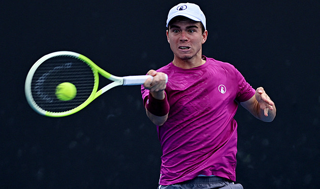 Australian Open ONLINE: Hrají Lehečka, Svrčina a Bouzková. Dvě Češky postupují