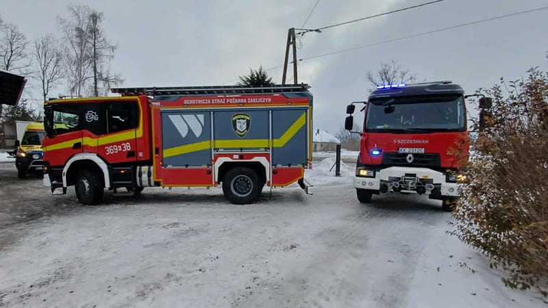 Poláka vtáhl pásový dopravník. Záchranáři o jeho život bojovali marně