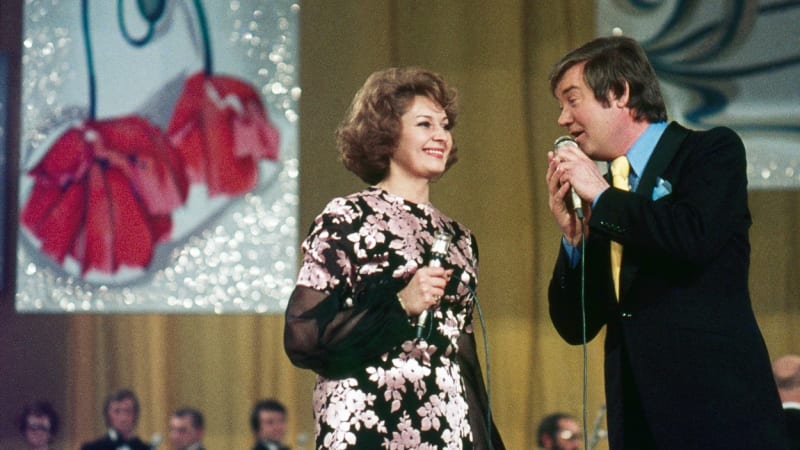 Milana Chladila našli po koncertě mrtvého v autě. Předtím se děly divné věci, uvedla Simonová