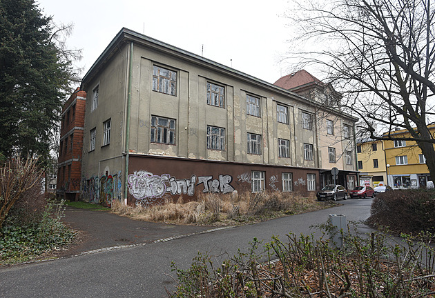 Co bude s budovou bývalého soudu? Zlín usiluje o demolici, pak vypíše soutěž