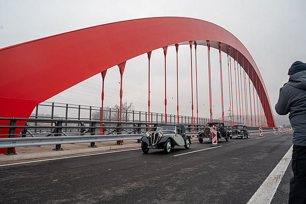 Golden Gate, Spiro, Nikl? Lidé vymýšlejí název nového mostu v Napajedlích