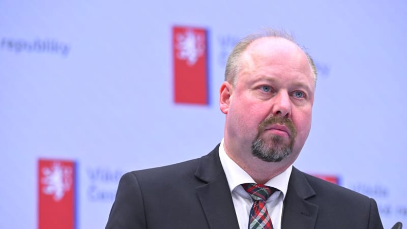 Neplatiče alimentů čeká přísnější metr. Soudy je mají podle nového návrhu trestat častěji