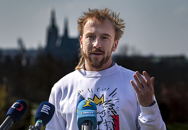 Prezidenta si nepřivlastňujeme, dění v ČT je varováním, říká Minář z Milionu chvilek