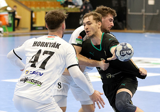 Karvinští házenkáři jsou v semifinále, Frýdek-Místek neuhrál ani jedno vítězství