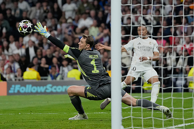 Nestárnoucí Neuer. Na Realu byl hráčem zápasu, vrátí se k národnímu týmu?