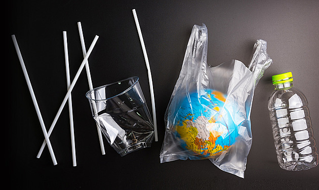 Kde je logika, kde je rozum? Potravináři tepou euronařízení o obalech