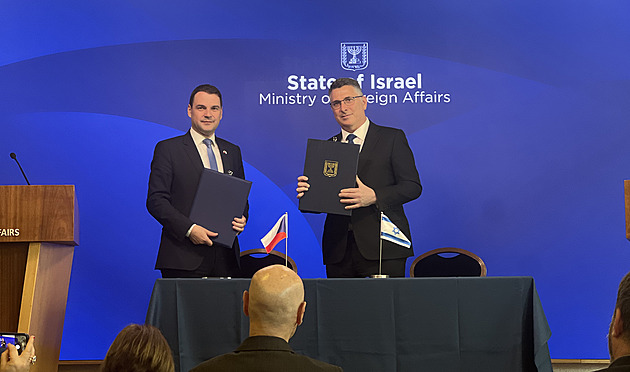 Západ morálně hnije, my stojíme při vás, vzkázal Izraeli Macinka. Jedná v Jeruzalémě