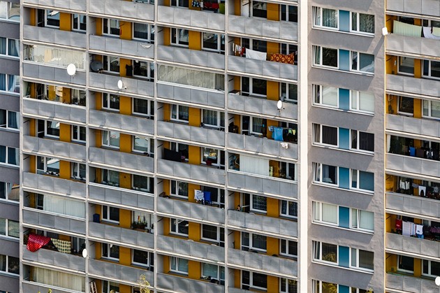 Pražské platy lákají, ale co bydlení v metropoli? Náklady citelně zatěžují