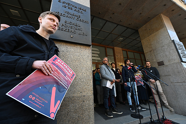 „Likvidační návrh.“ Odbory Českého rozhlasu vyhlásily stávkovou pohotovost