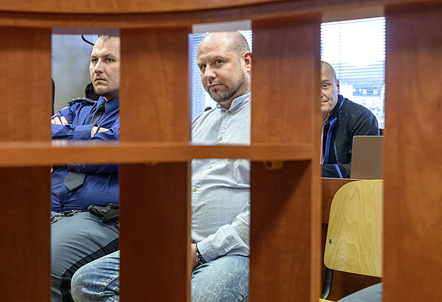 Nepoučitelný dealer. Za střelbu na „zákazníka“ si vyslechl už šestnáctý trest