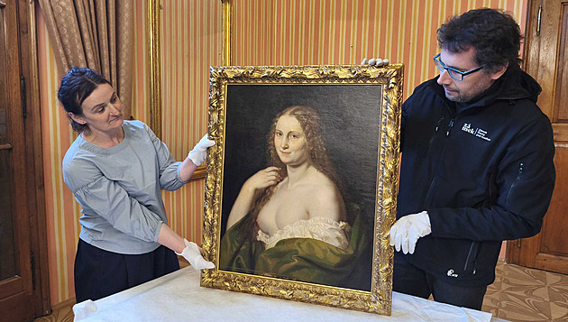 Zámek vystavuje „českou Monu Lisu“. Kdo je Mánesova Josefina, se stále neví