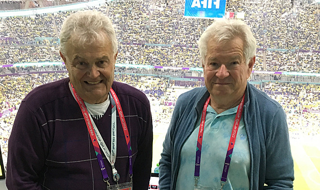 O fandění z Mexika píší deník: Jsme blázniví důchodci, letenky máme už rok