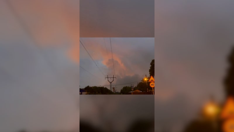 Záběry masivní exploze a požáru. Ukrajinci provedli drtivý úder na klíčový závod v Rusku