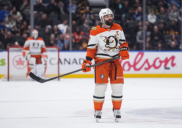 Gudas do Sparty? Asi ještě ne. V NHL je o něj stále zájem, jeden tým překvapí