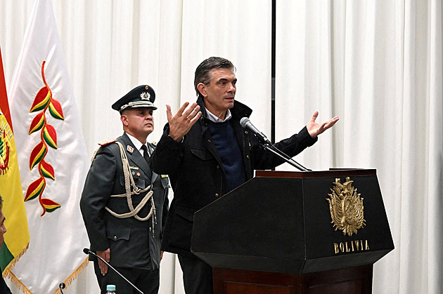 Konec protestů a blokád silnic? Bolivijský prezident vyhlásil výjimečný stav