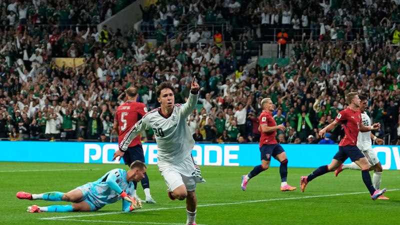 MS ve fotbale ON-LINE: Češi podlehli Mexiku 0:3, ve skupině skončí poslední