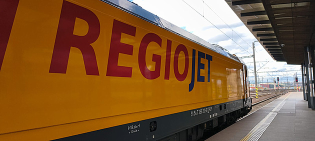 Jídlo a káva na pár kliknutí: RegioJet mění způsob, jakým obsluhuje vlaky
