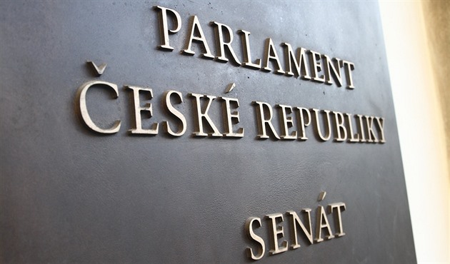 Výsledky voleb do Senátu: Karvinsko ovládli Brzyszkowská a Kazík, jinde sčítání vrcholí